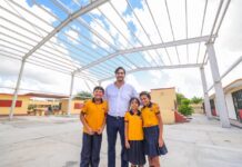 Supervisó Carlos Peña Ortiz obra escolar en Villas de Esmeralda