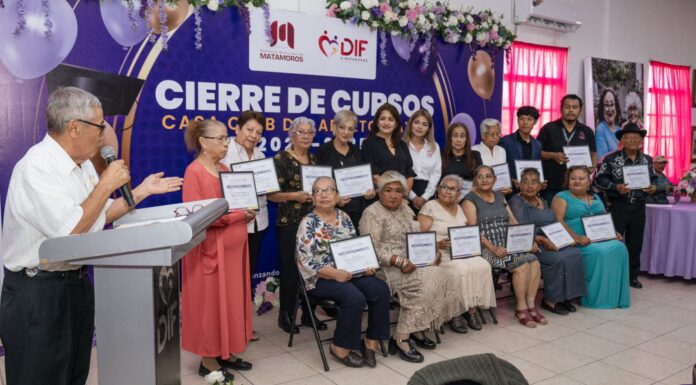 DIF Matamoros concluye talleres en la Casa Club del Adulto Mayor