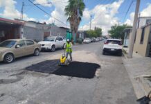 Rehabilita Gobierno de Reynosa asfalto en Jarachina, Longoria y Las Cumbres