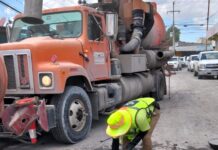 Realizó COMAPA acciones de mantenimiento a la red sanitaria en la colonia La Joya