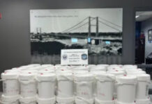 Asegura 13 millones de dólares en metanfetaminas ocultas en tráiler