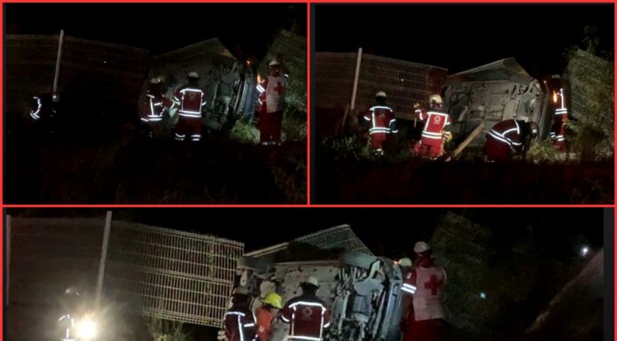 Mueren dos hombres tras volcadura en Ciudad Victoria