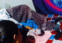 Policías de Escobedo ayudan en el nacimiento de una bebé en la colonia La Unidad