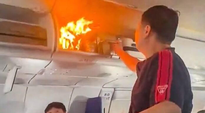 Batería de litio provoca incendio en vuelo de China