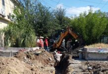 Inició COMAPA rehabilitación de drenaje sanitario en la colonia La Cañada