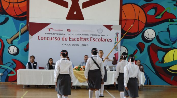 Impulsa Carlos Peña Ortiz el civismo y el talento estudiantil