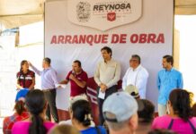 Cumple Gobierno de Carlos Peña Ortiz solicitud de pavimentación en Villas de Esmeralda