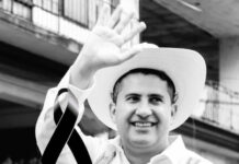 Asesinan al alcalde de Uruapan, Carlos Manzo, durante el Festival de Velas