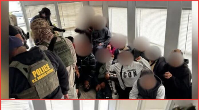 Hallan a 43 migrantes en tráiler insalubre durante operativo en Mission