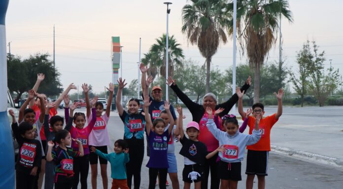 Apoyó Carlos Peña Ortiz la Carrera 5K “Me Pongo En Tus Tacones