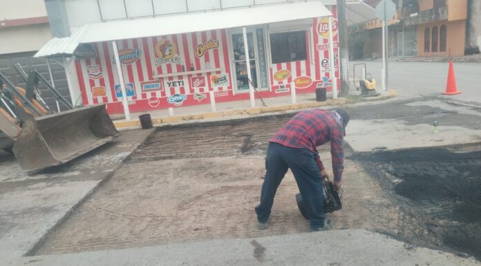 Repara Gobierno Municipal de Reynosa calles en Loma Linda