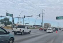 Reparó Servicios Públicos de Reynosa semáforo del parque industrial Moll