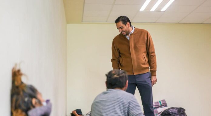 Constató Carlos Peña Ortiz atención del Albergue Temporal del Polideportivo Reynosa