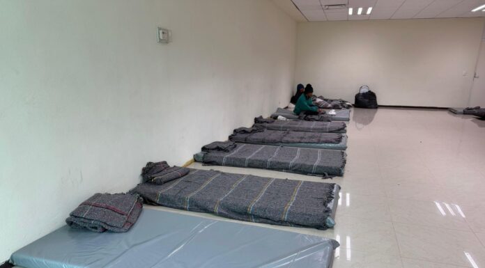 Protege Albergue Temporal en Polideportivo a personas en situación vulnerable