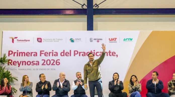 Inauguraron el Alcalde de Reynosa y Secretario del Trabajo de Tamaulipas, Feria del Practicante
