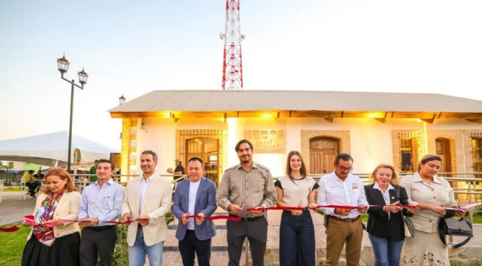 Inauguraron Carlos y Alejandra primer emprendimiento de Apertura de Negocios Costo Cero»