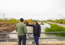 Supervisó Alcalde Carlos Peña Ortiz el desazolve del Dren Reynosa