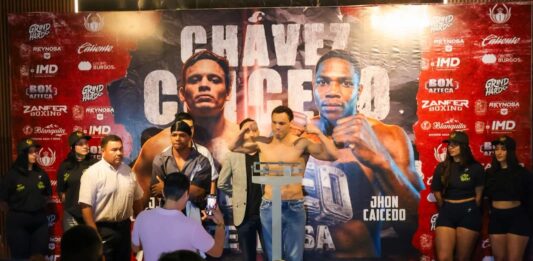 Dan el kilo; Carlos Peña Ortiz y Julio César Chávez atestiguaron pesaje para el gran combate