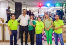 Felicitó Carlos Peña Ortiz a trabajadores en su convivio del Día del Trabajo