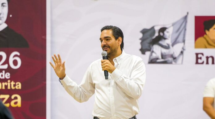 Encabezó Carlos Peña Ortiz entrega de tarjetas de Beca Rita Cetina
