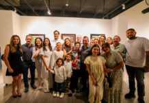 Cortó Alcalde Carlos Peña Ortiz el listón inaugural de la obra pictórica de Mángeles Barocio