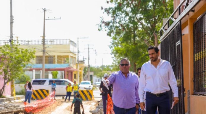 Supervisó Carlos Peña Ortiz rehabilitación de colector sanitario en la colonia Hidalgo