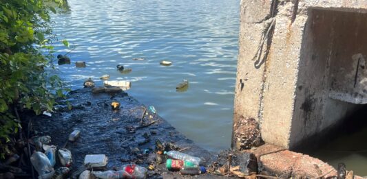 Derrame de hidrocarburos avanza hacia el Golfo de México