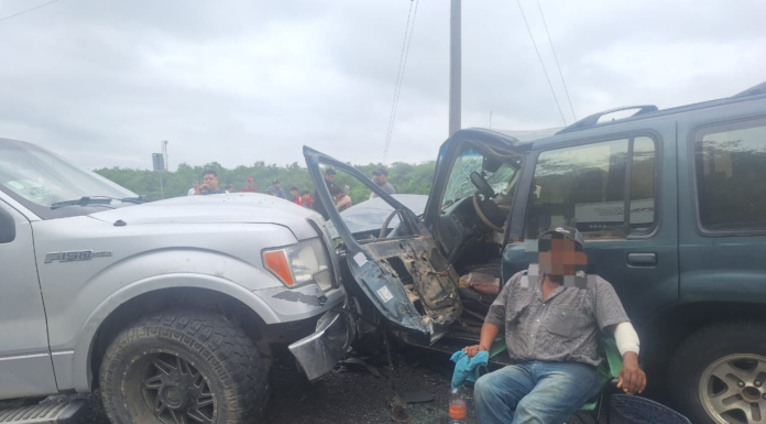 Ciudad Victoria–Llera permanece cerrada tras accidente que dejó dos personas lesionadas