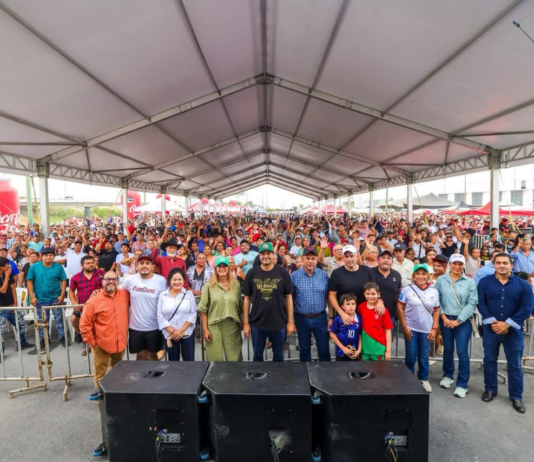 Miles de padres celebran su día junto al Alcalde en Reynosa