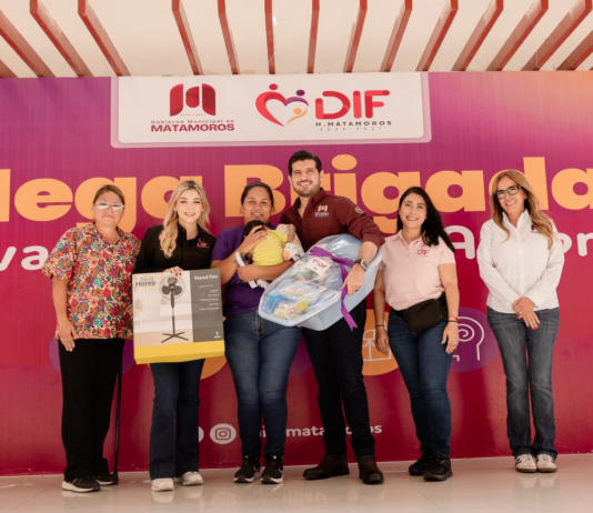 Beto Granados y Anita de Granados acercan Mega Brigada de servicios a familias de Palmares de Las Brisas