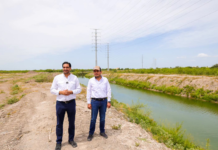 Alcalde Carlos Peña Ortiz supervisa limpieza de dren para fortalecer la infraestructura hidráulica de Reynosa