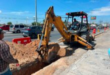 Continúa sustitución de tubería de agua potable en carretera Reynosa-Monterrey