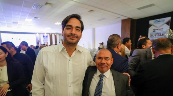 Asistió Alcalde Carlos Peña Ortiz a Segundo Informe de Gobierno en Ciudad Miguel Alemán
